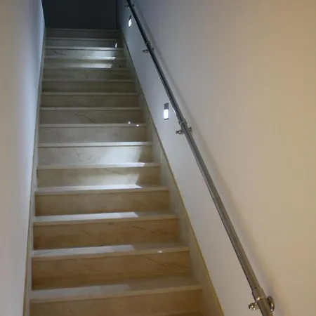 White Bed & Breakfast 3*