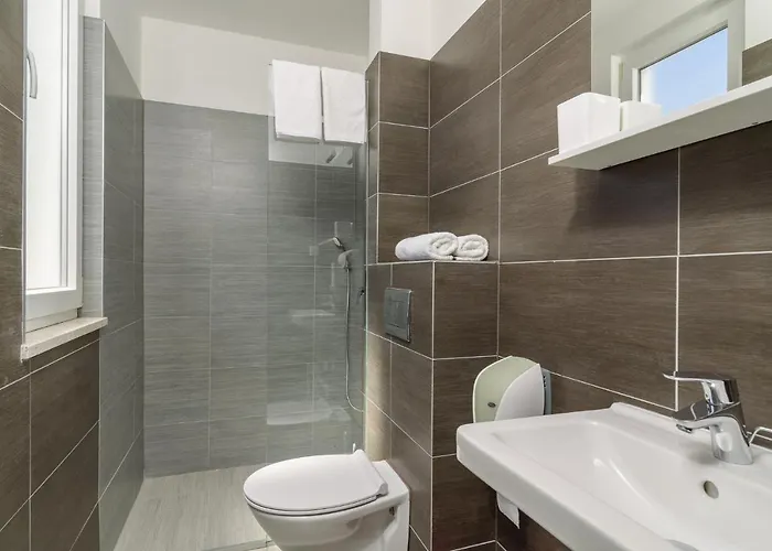 White krevet i doručak