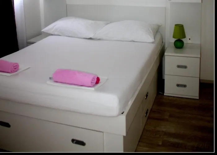 Couette-café White Trogir