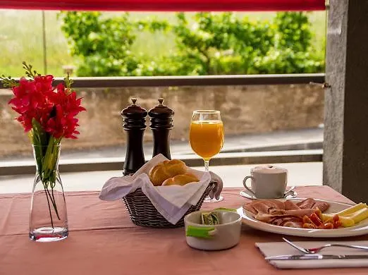 White Panzió Trogir