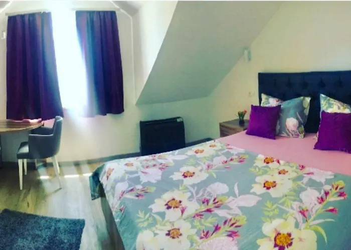 Couette-café White Trogir