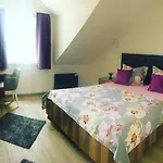 White Bed & Breakfast Traù