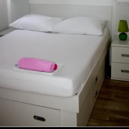 Couette-café White Trogir