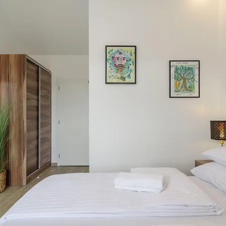 White Alojamento de Acomodação e Pequeno-almoço