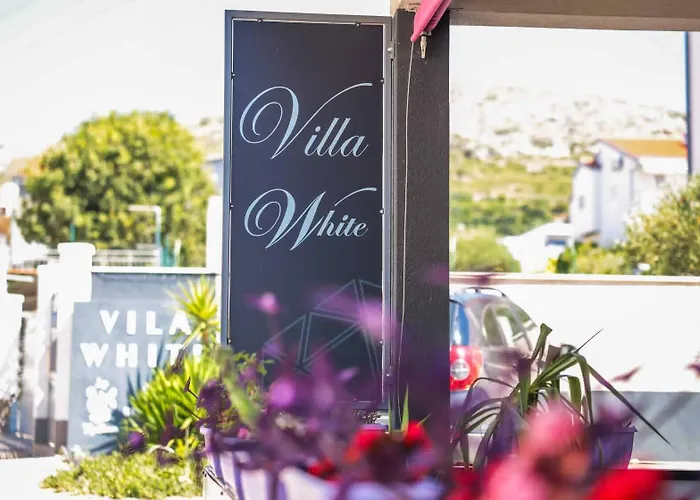 White Bed & Breakfast Trogir