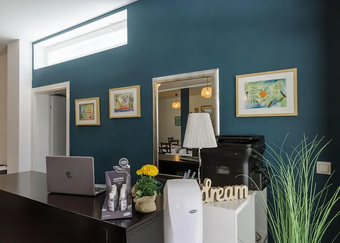 Alojamento de Acomodação e Pequeno-almoço White Trogir